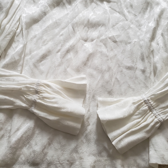 NWT Topshop Jacquard Ruffle Neck Blouse In Ivory sz6 - Picture 12 of 16